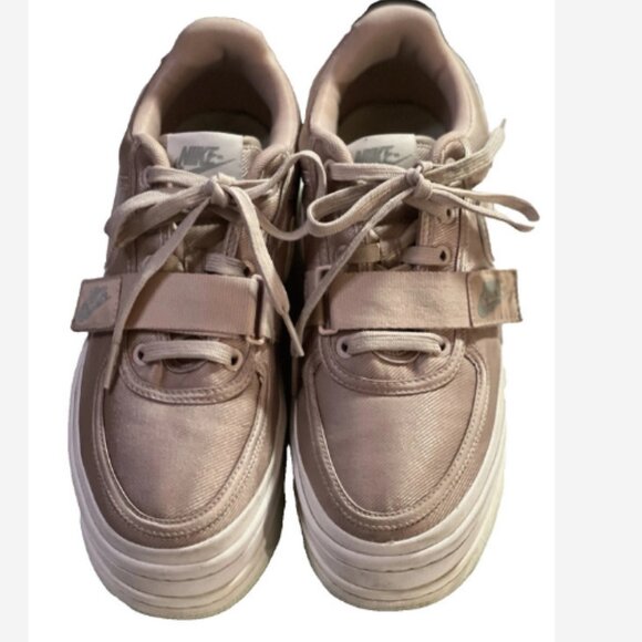 Nike Vandal 2K Sneaker Shoe Women Size 8.5 Beige Double Stack Lace / Hook & Loop - Picture 3 of 8